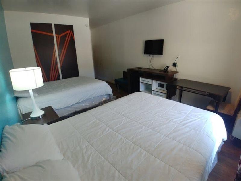 Alien Residence Inn 페이커스 외부 사진